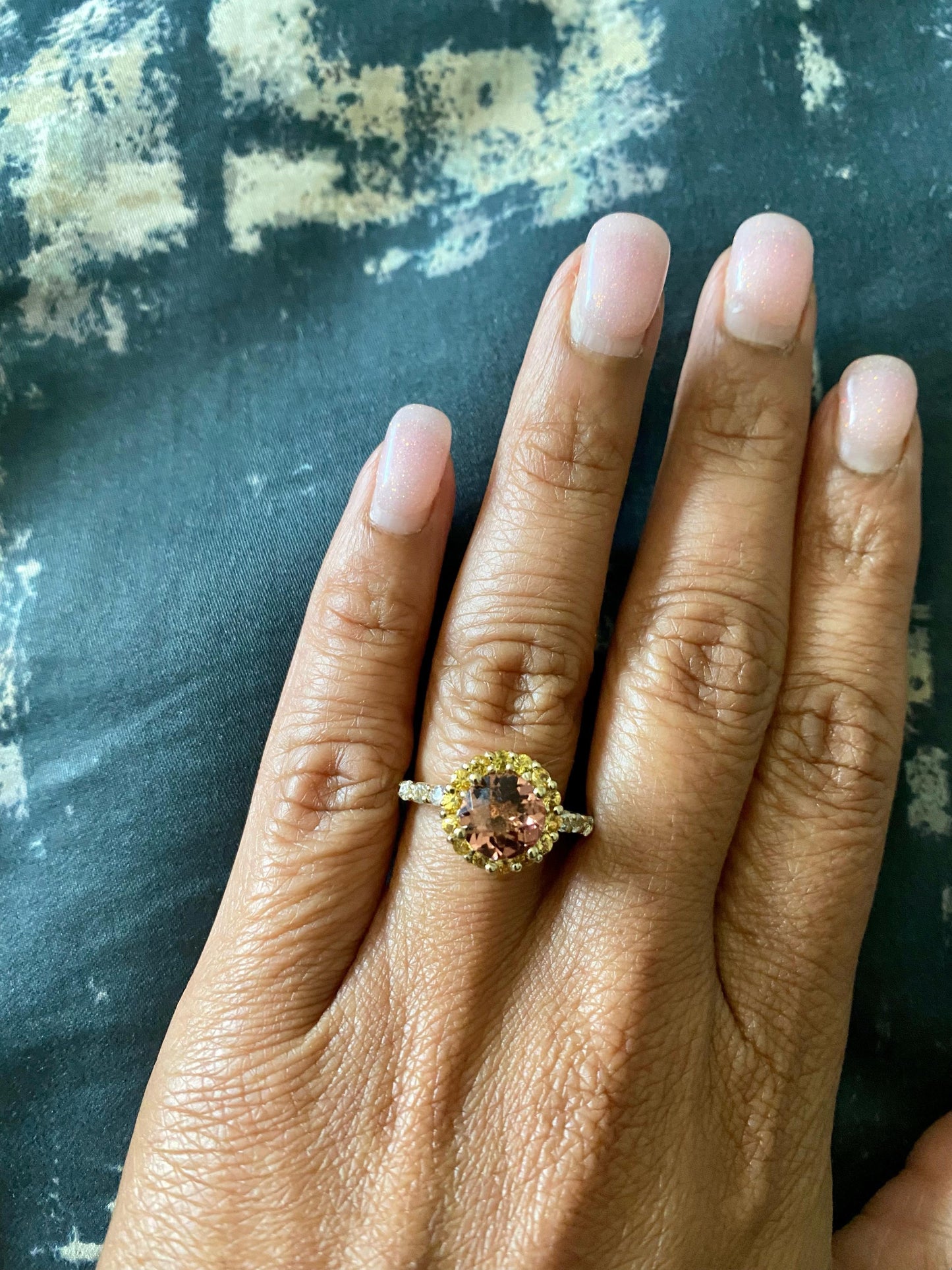 2.37 Carat Tourmaline Sapphire Yellow Gold Cocktail Ring