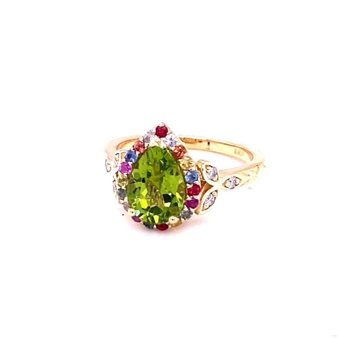 2.52 Carat Natural Peridot Sapphire Yellow Gold Cocktail Ring