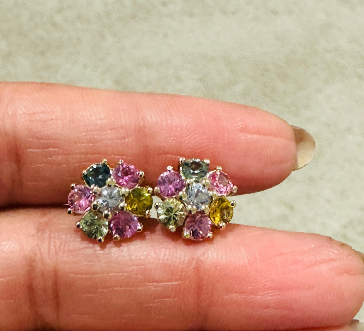 3.20 Carat Multi-Color Sapphire Yellow Gold Stud Earrings
