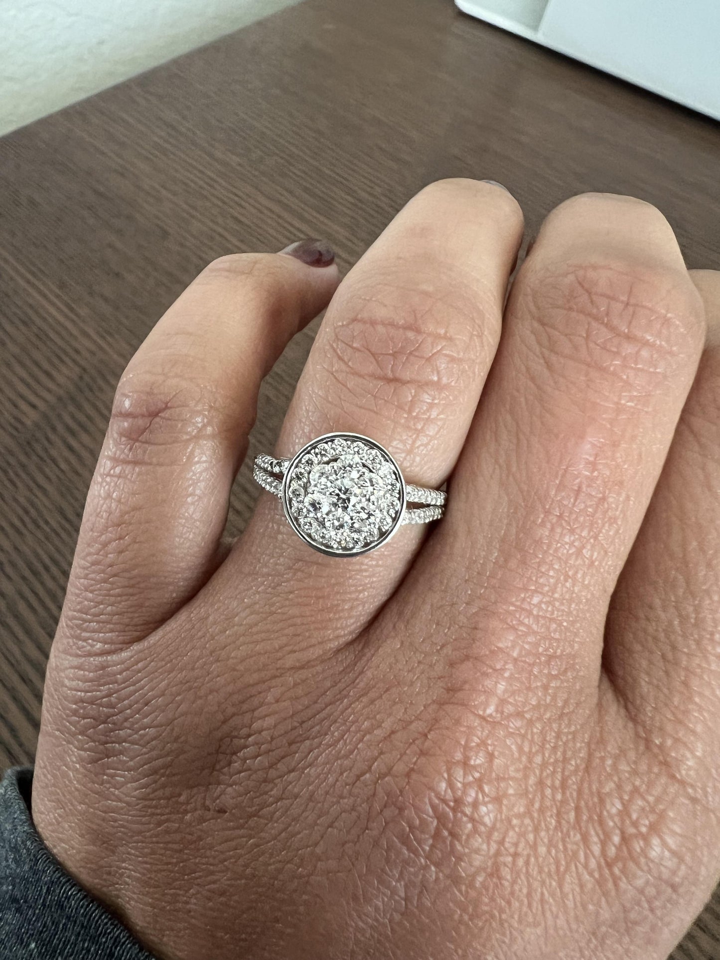 Modern Contemporary Natural Diamond 0.60 Carat White Gold Engagement Ring
