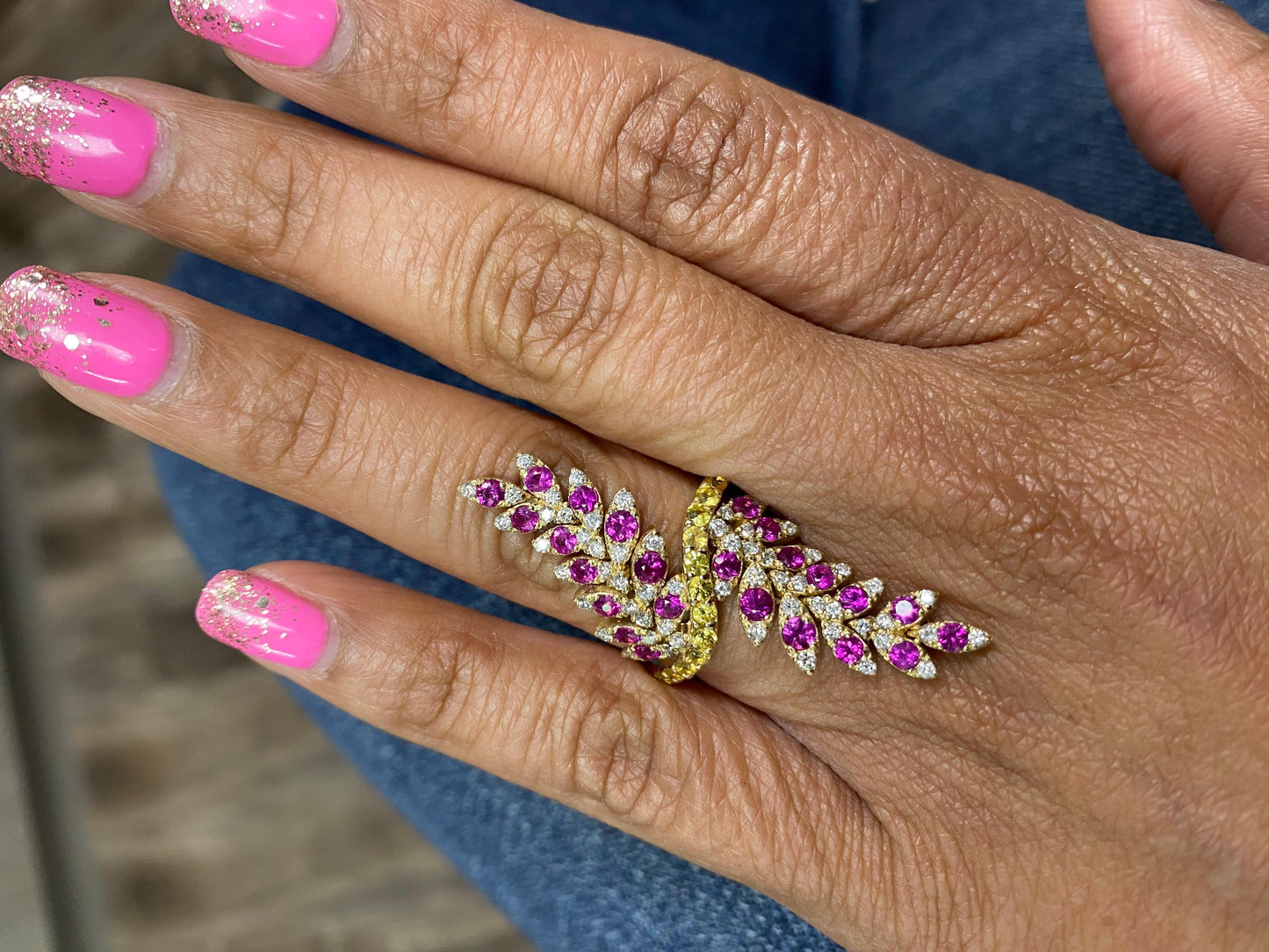 2.78 Carat Sapphire and Diamond Yellow Gold Cocktail Ring