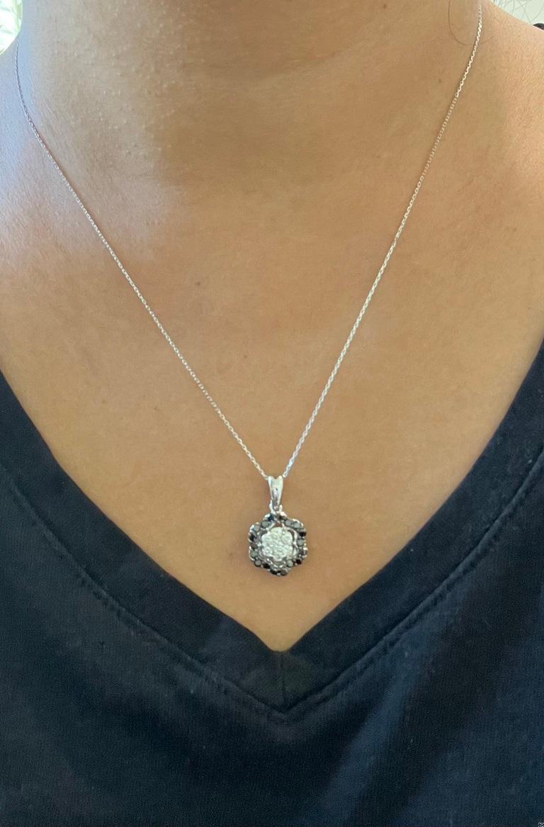 0.96 Carat Black Diamond White Diamond White Gold Chain Necklace