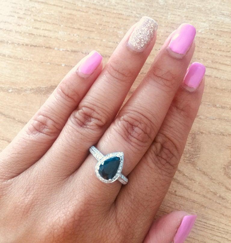 Roshe Jewels, Sapphire Ring with Natural Diamonds in 14K White Gold, 1.82 Carats
