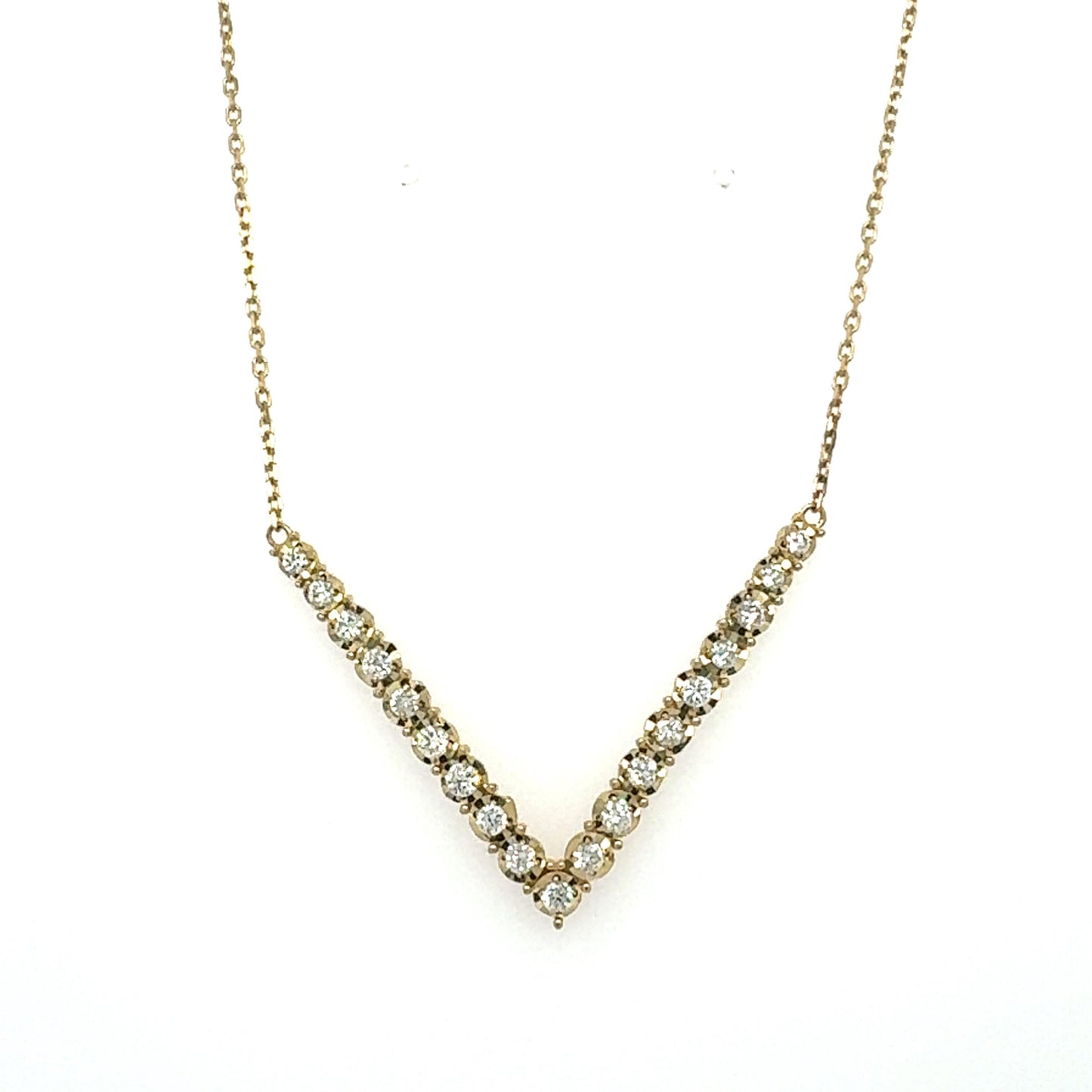 Natural Round Cut Diamond Chain Pendant in 14K Yellow Gold