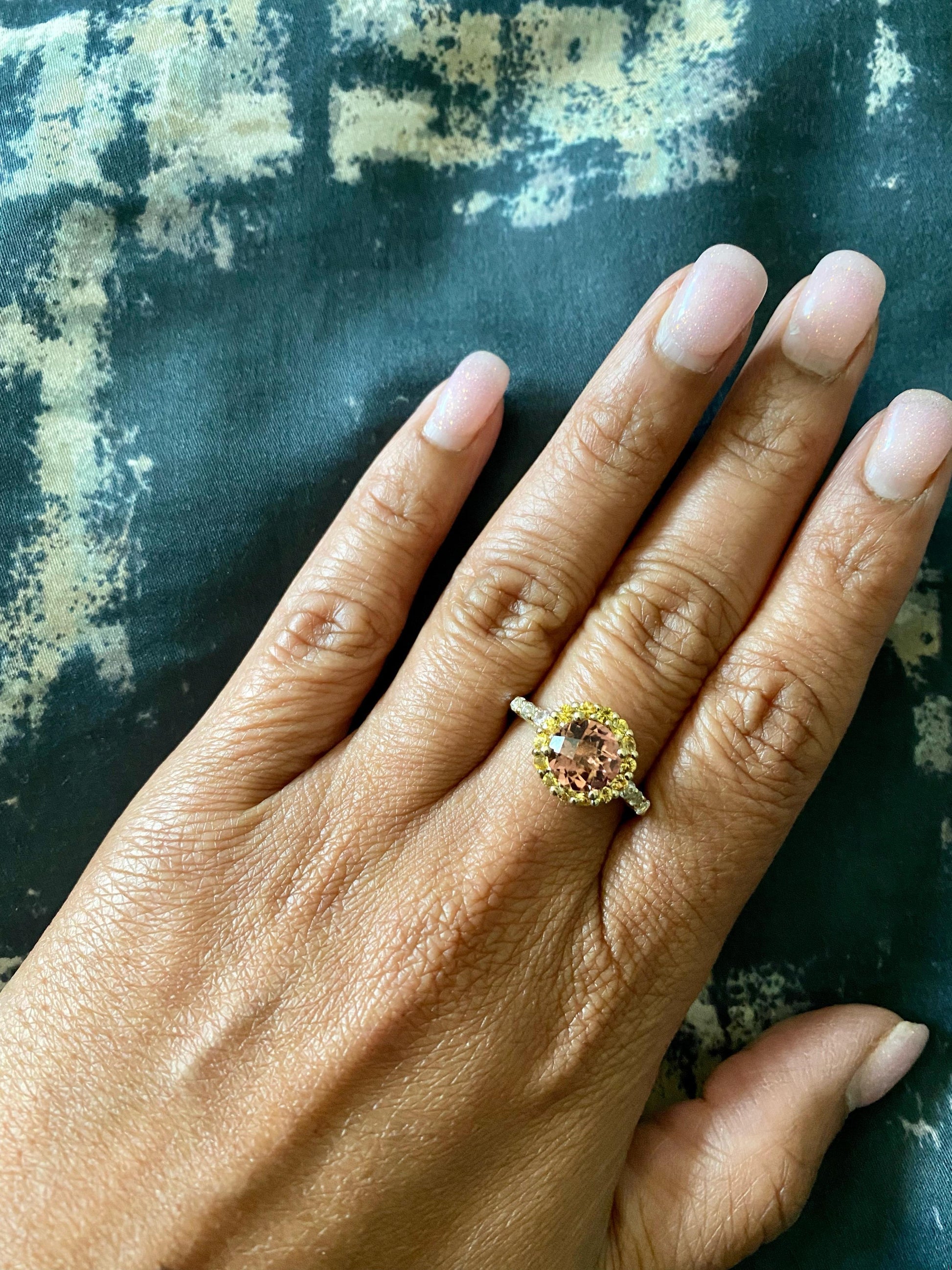 2.37 Carat Tourmaline Sapphire Yellow Gold Cocktail Ring