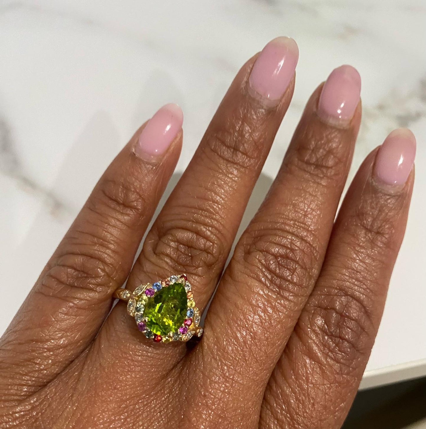 2.52 Carat Natural Peridot Sapphire Yellow Gold Cocktail Ring