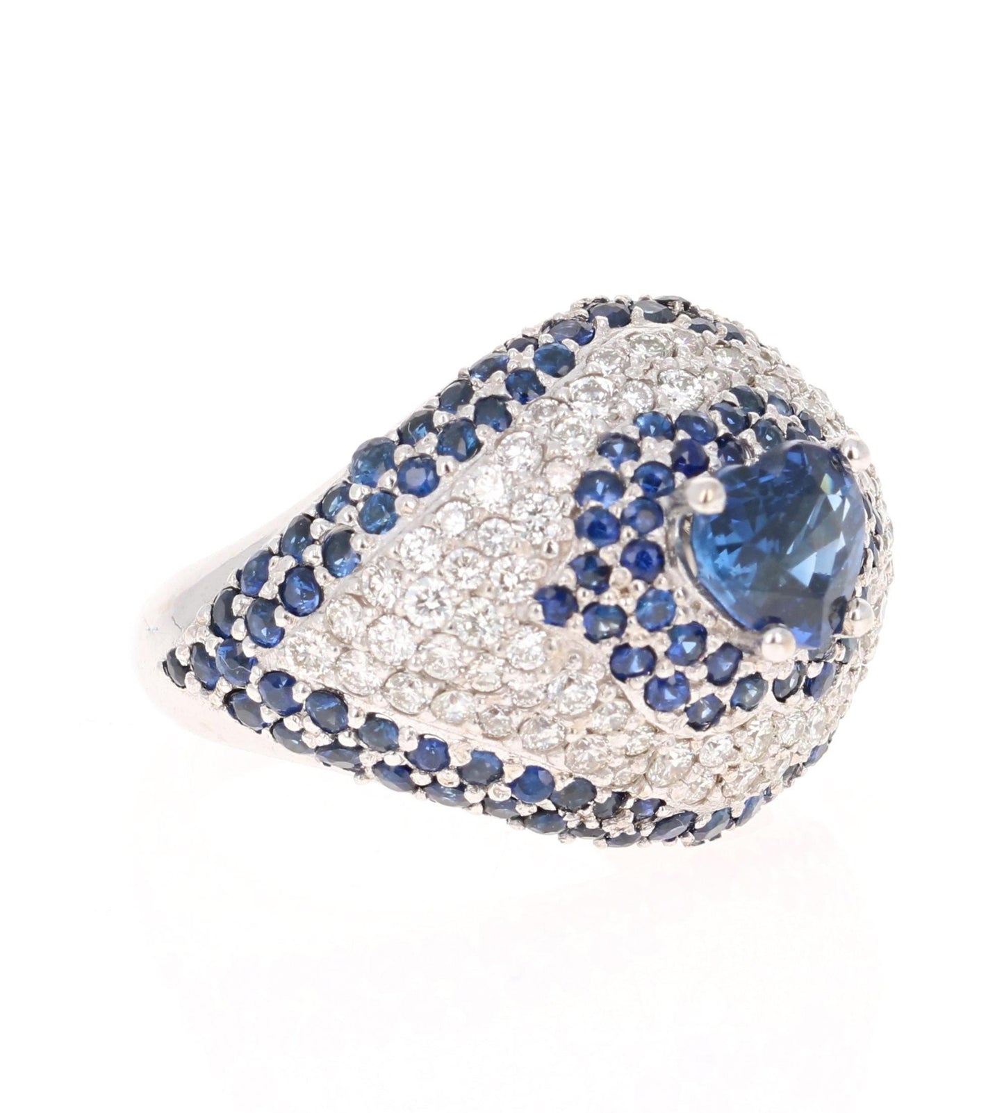 Roshe Jewels, Sapphire Ring with Diamond 18K White Gold Cocktail Ring, 4.17 Cts.