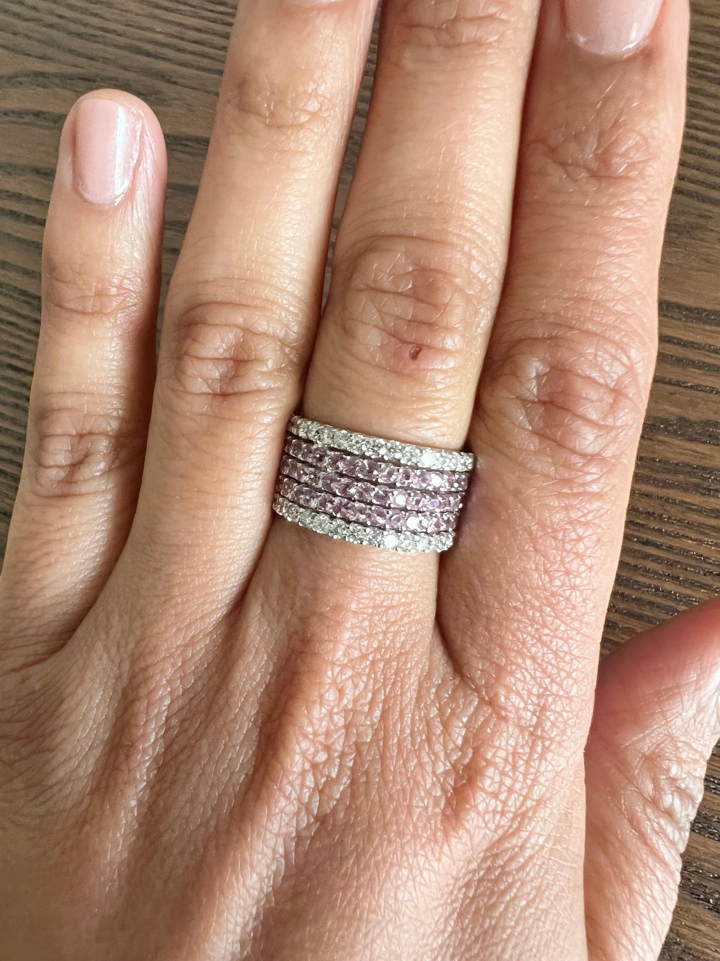 Roshe Jewels Sapphire Ring with Natural Diamonds in White Gold 4.23 Carats