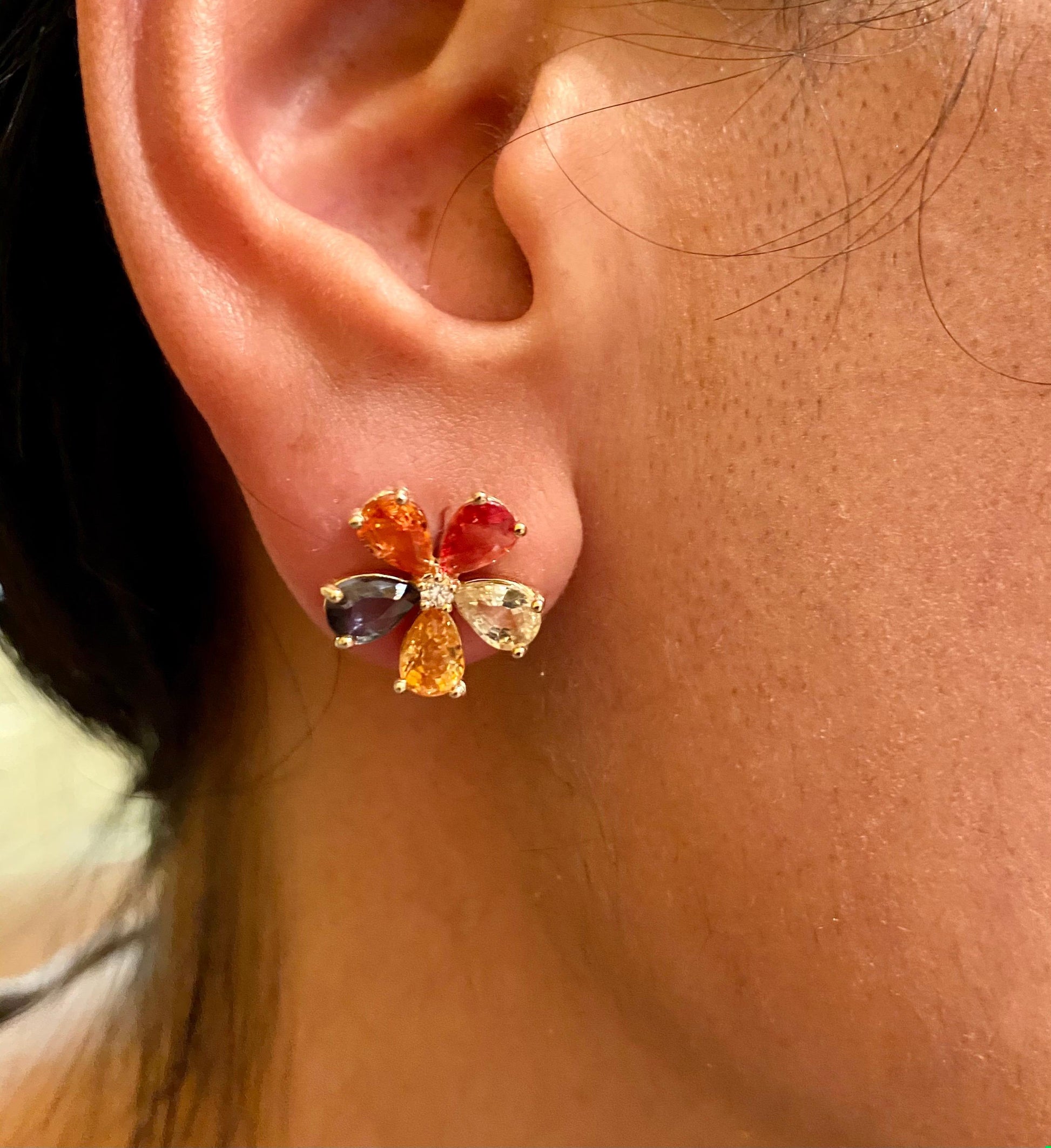 Roshe Jewels Sapphire Studs, 4.88 Carats Natural Sapphire Earrings 14K Gold