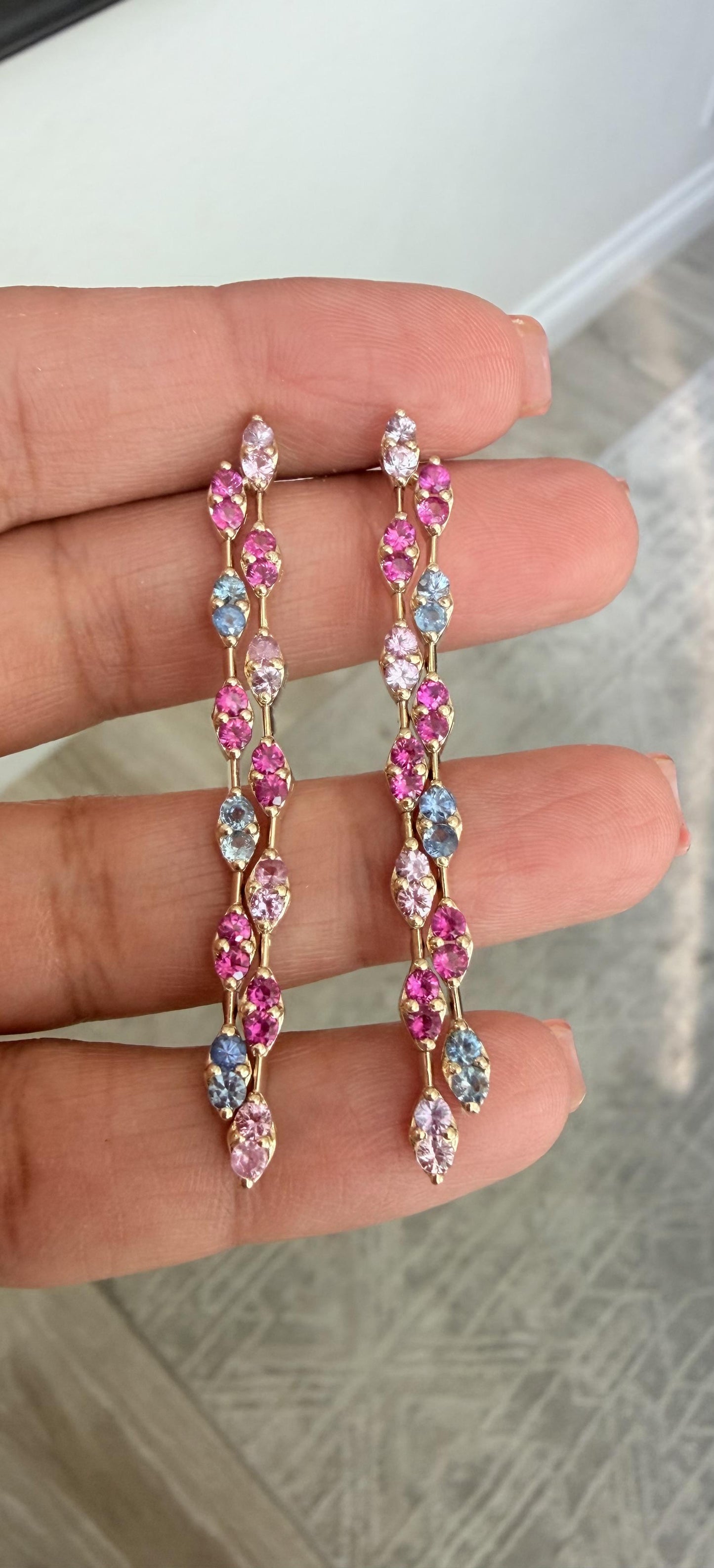 3.79 Carat Natural Pink Blue Sapphire 14 Karat Yellow Gold Drop Earrings
