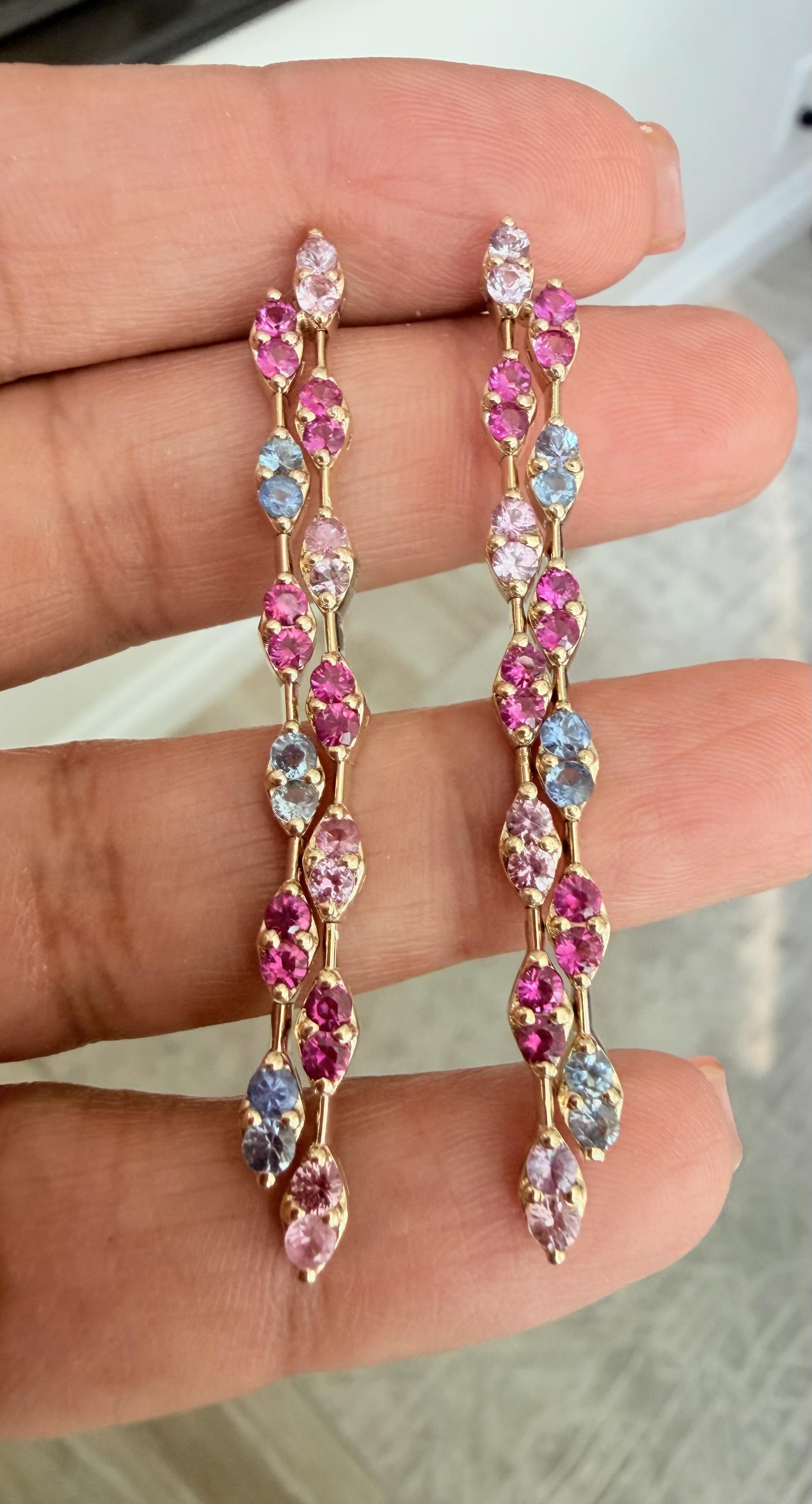 3.79 Carat Natural Pink Blue Sapphire 14 Karat Yellow Gold Drop Earrings