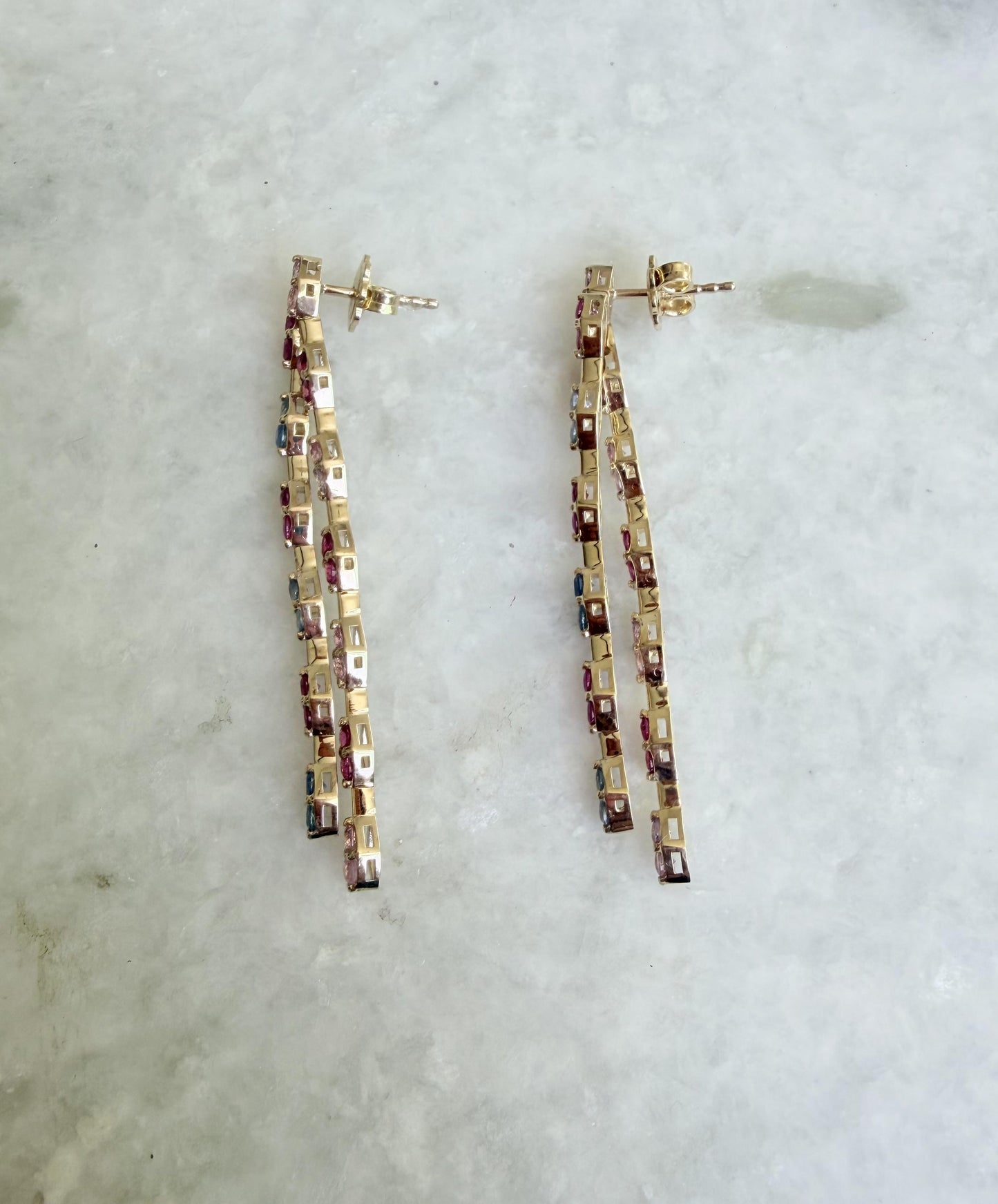 3.79 Carat Natural Pink Blue Sapphire 14 Karat Yellow Gold Drop Earrings