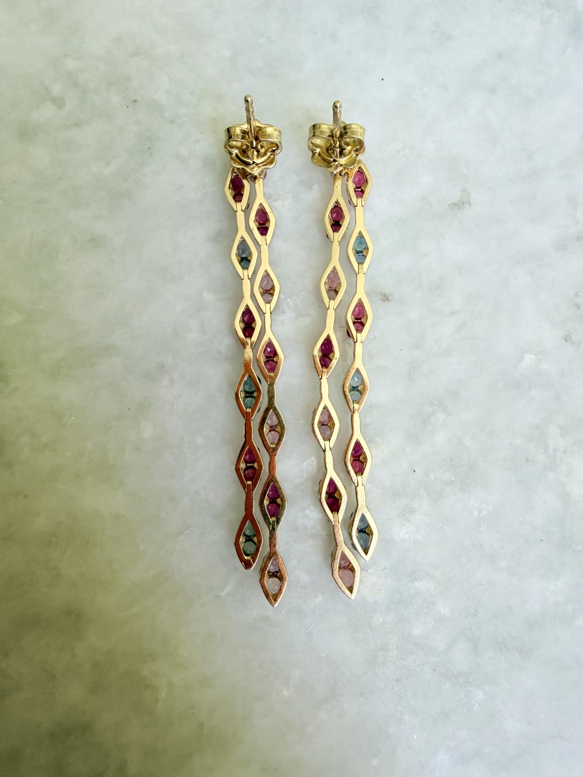 3.79 Carat Natural Pink Blue Sapphire 14 Karat Yellow Gold Drop Earrings