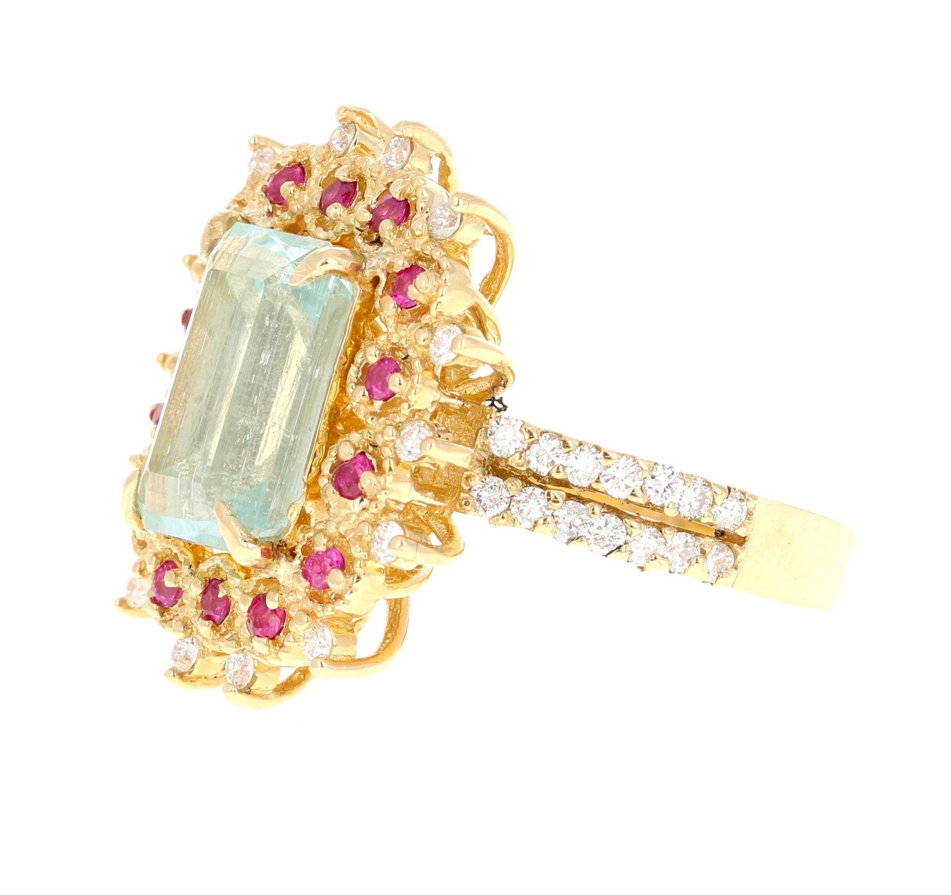 4.90 Ct Aquamarine, Pink Sapphire, Diamond 14 Karat Yellow Gold Cocktail Ring