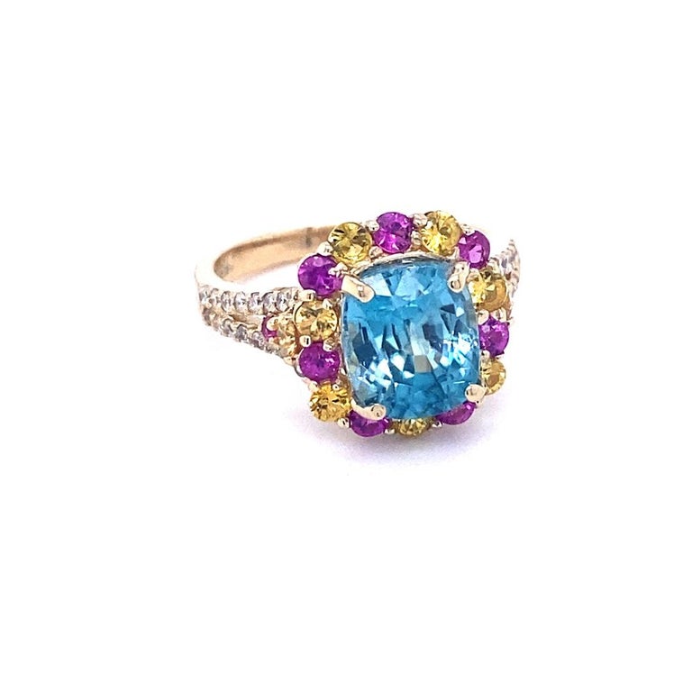 6.00 Ct Blue Zircon Sapphire Diamond 14 Karat Yellow Gold Ring