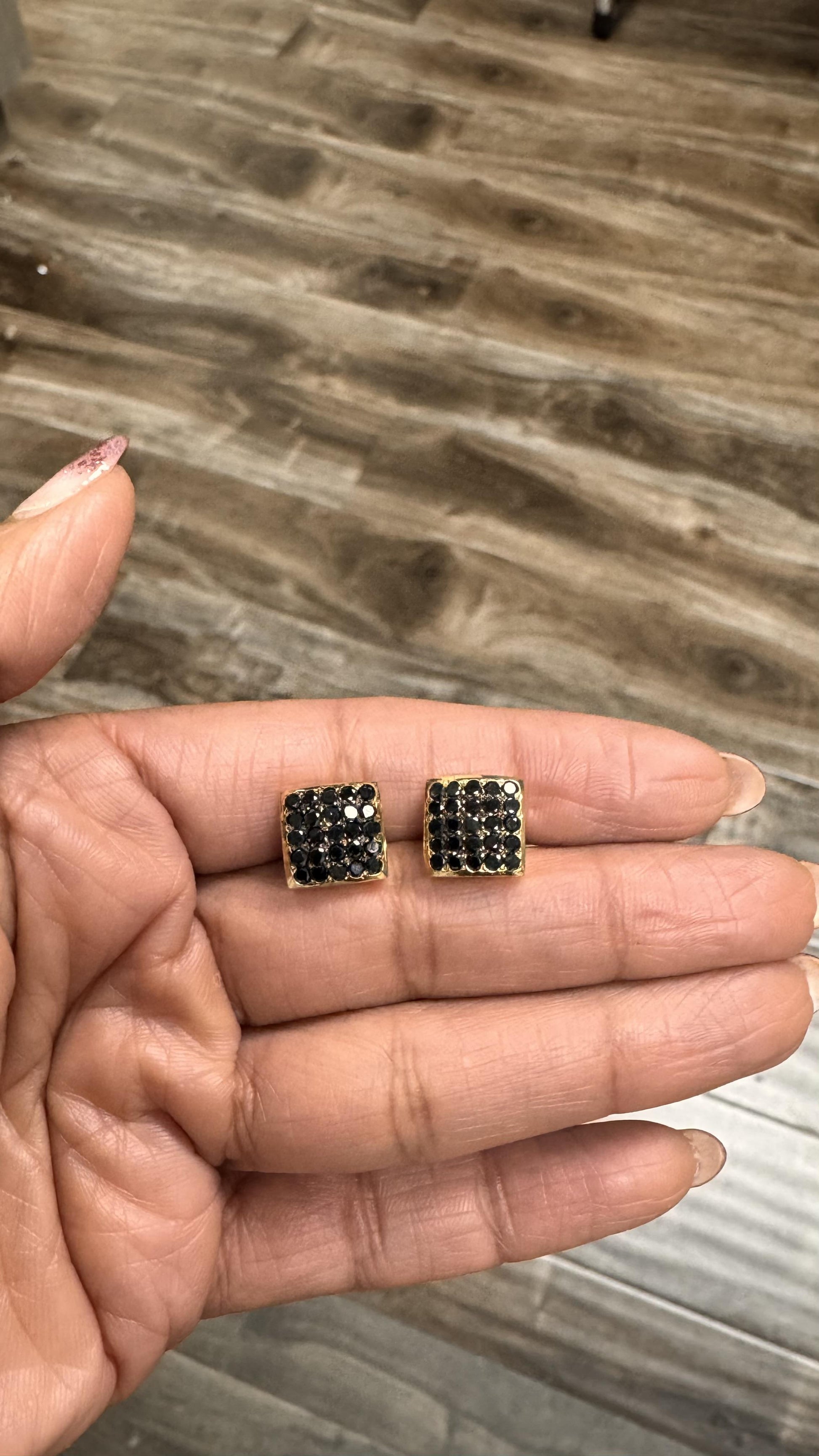 Roshe Jewels Diamond Studs, 1.38 Carat Black Diamond Yellow Gold Earring Studs