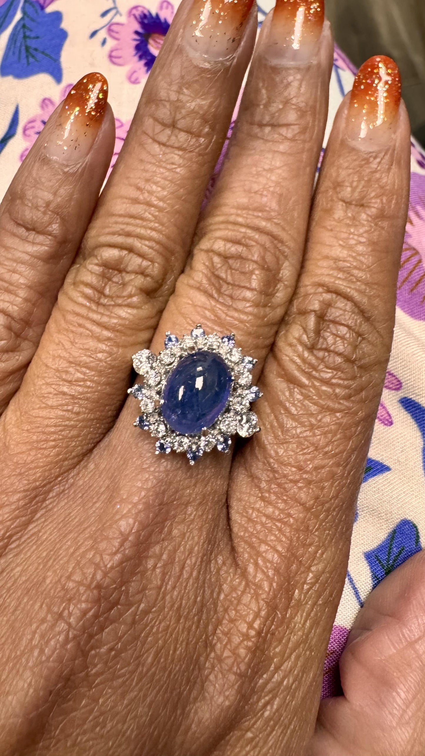 Roshe Jewels Sapphire Ring with Diamonds White Gold Cocktail Ring, 5.20 Carats