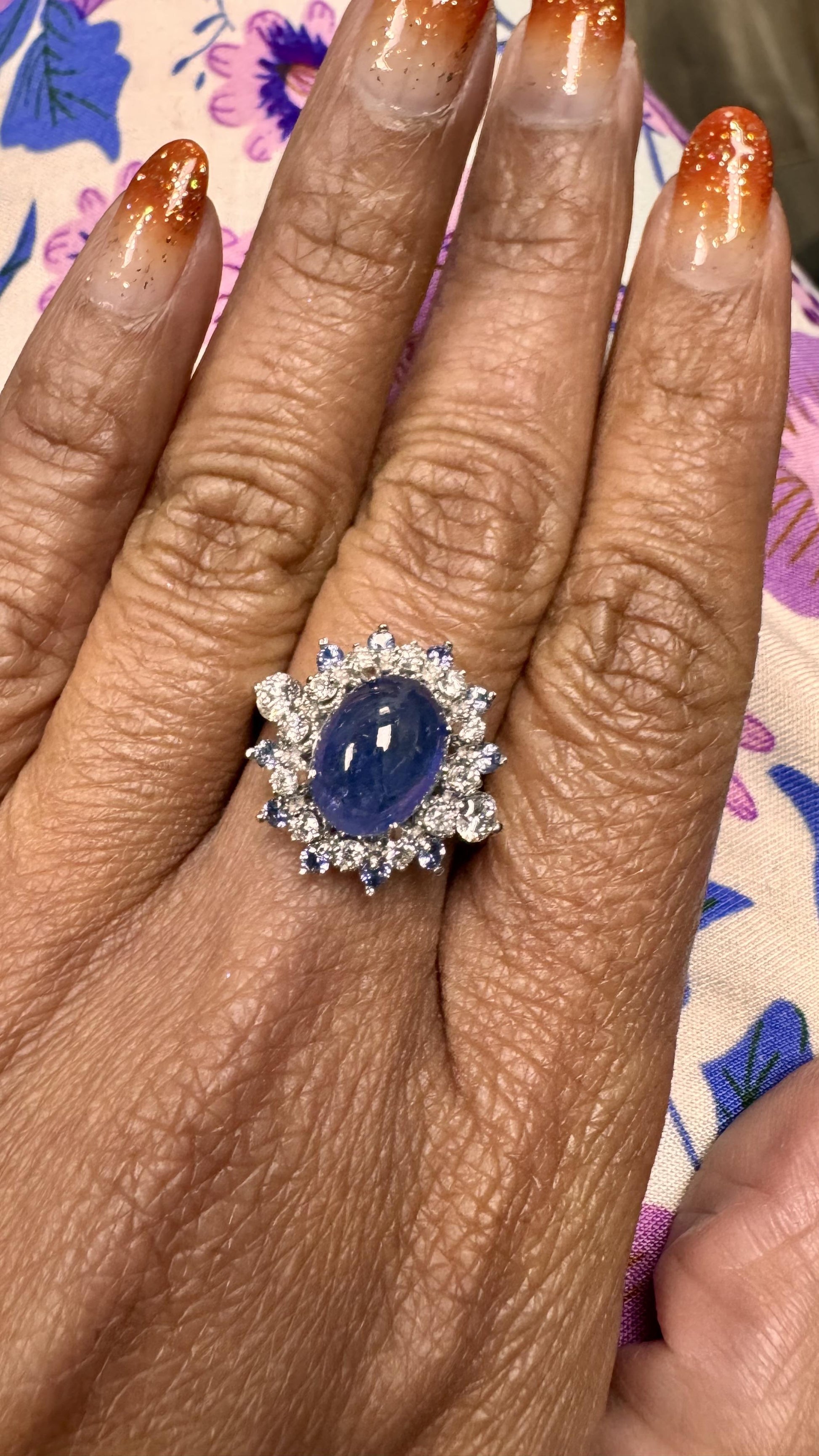 Roshe Jewels Sapphire Ring with Diamonds White Gold Cocktail Ring, 5.20 Carats