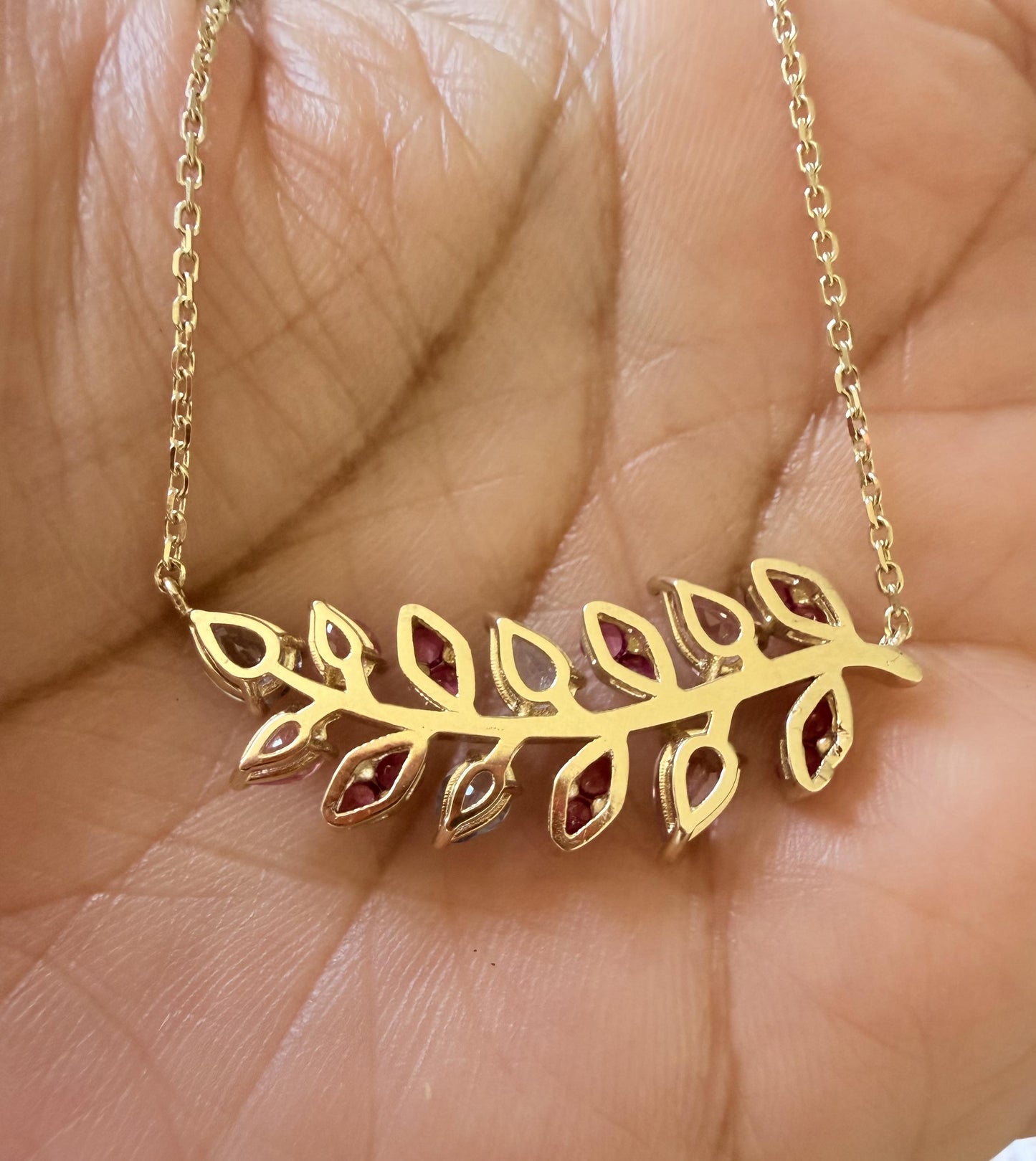 3.35 Carat Natural Pink Blue Sapphire Branch 14 Karat Yellow Gold Chain Necklace