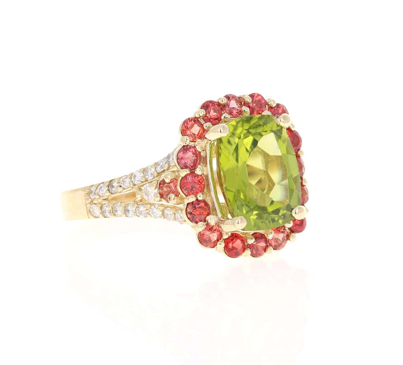 4.57 Carat Oval Cut Peridot Sapphire Diamond 14 Karat Yellow Gold Ring